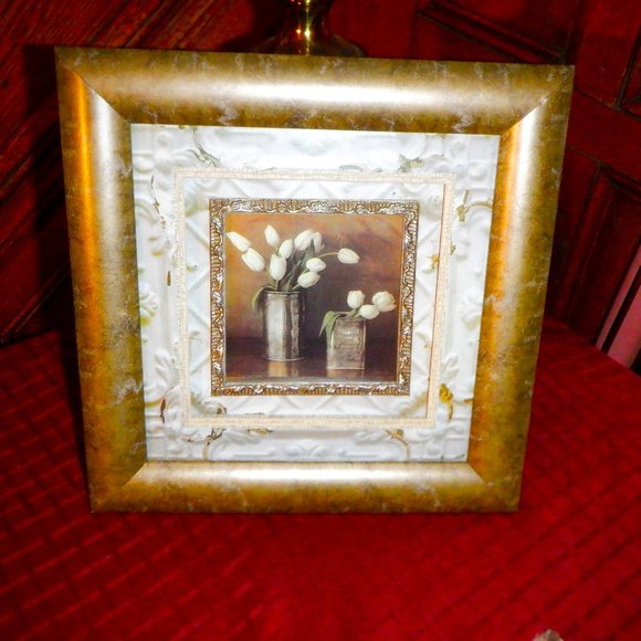 Stunning Double Inlaid Photo of TULIPS - Unusual and DIfferent Framework - Picture 1 of 1